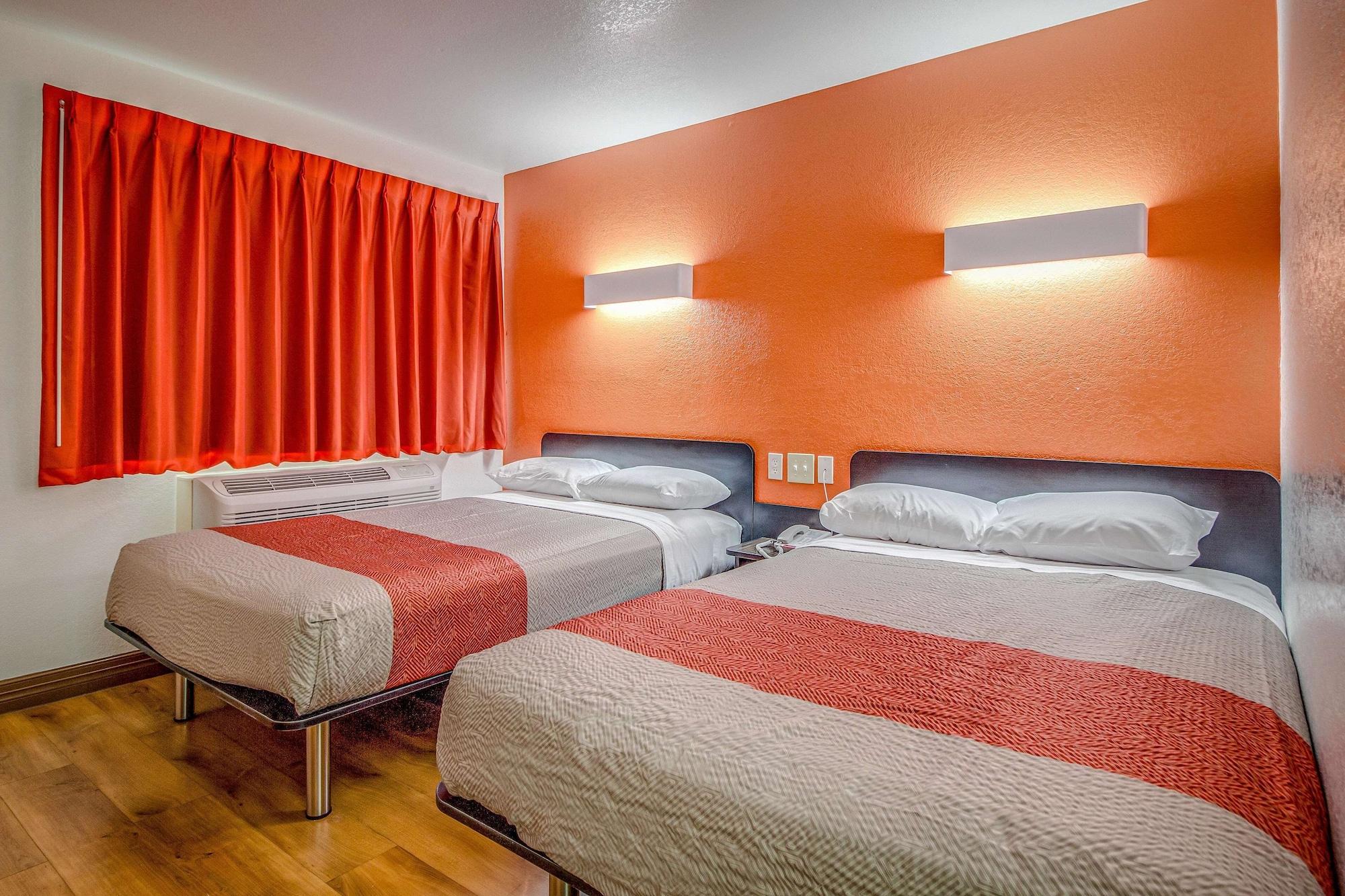 Motel 6-Conroe, Tx Eksteriør billede